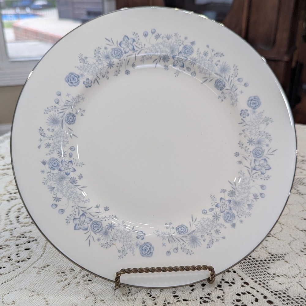 Vintage Dinner Plate Wedgwood 10.75" Belle Fleur Floral Platinum Rim